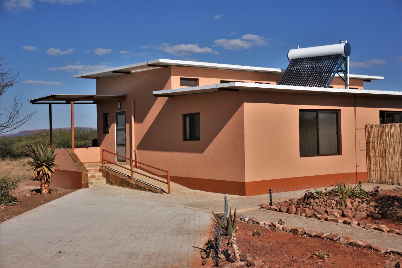 Cheetah View Lodge Otjiwarongo Luaran gambar