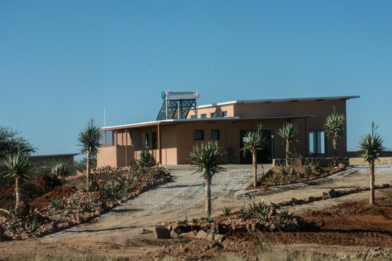 Cheetah View Lodge Otjiwarongo Luaran gambar